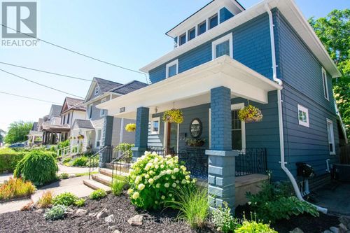 6365 Barker Street, Niagara Falls (Dorchester), ON, L2G1Y6 | Card Image