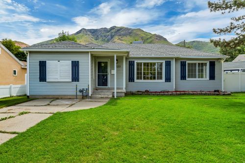 3135 Valley St, Salt Lake City, UT, 84109-4215 | Card Image