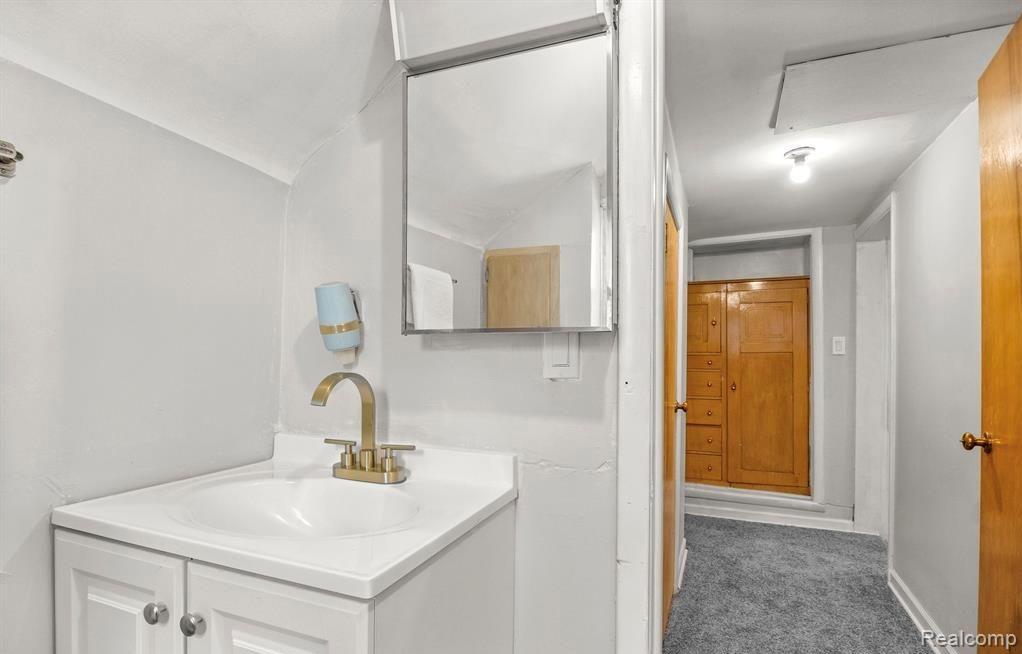 Residential in Dearborn Heights 3