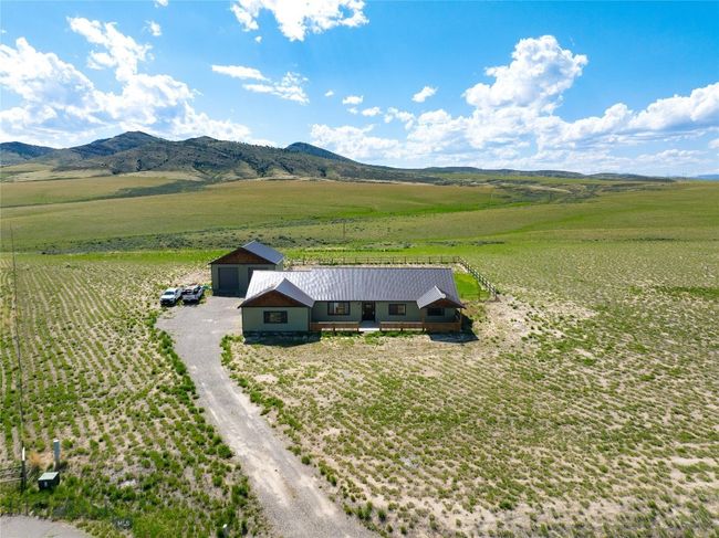 38 Clark Dr, House other with 3 bedrooms, 3 bathrooms and null parking in Three Forks MT | Image 5