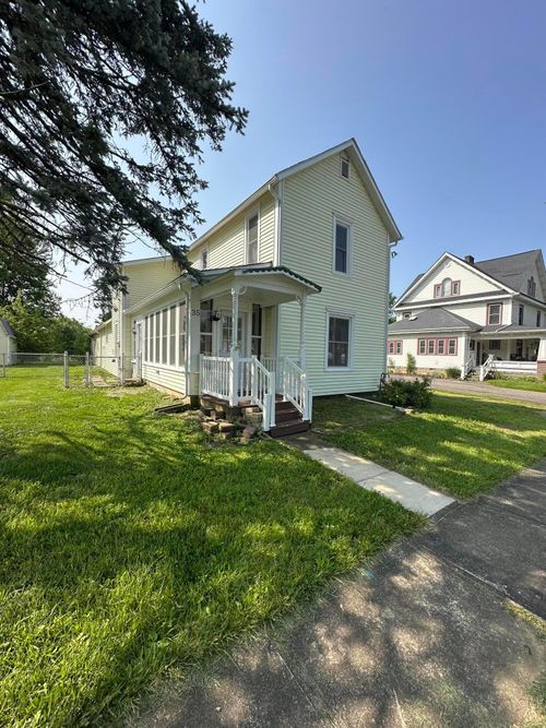 35 Landrum Ave, Centerburg, OH, 43011-8023 | Card Image