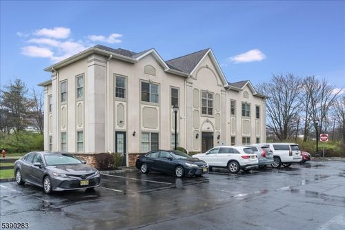 172 Washington Valley Rd, Warren, NJ, 07059-7178 | Card Image