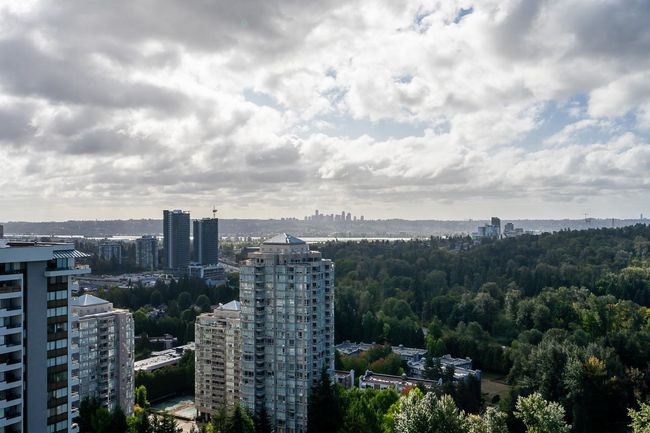 2603 - 3970 Carrigan Court, Condo with 2 bedrooms, 2 bathrooms and 1 parking in Burnaby BC | Image 33