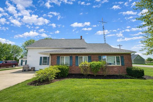 311 N Eastern Ave, Saint Henry, OH, 45883-9501 | Card Image