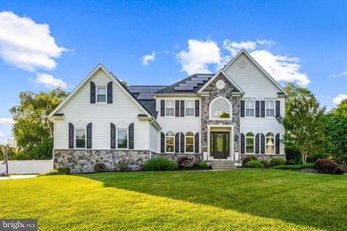 5 Laurel Wood Ct, Lindenwold, NJ, 08021-4832 | Card Image