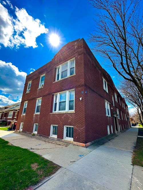 1-4045 W Argyle St, Chicago, IL, 60630-2735 | Card Image