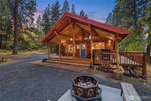 106 Wolf Ridge Ln, Dayton, WA, 99328-8761 | Card Image