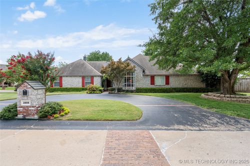 2808 E 82nd Pl, Tulsa, OK, 74137-1300 | Card Image