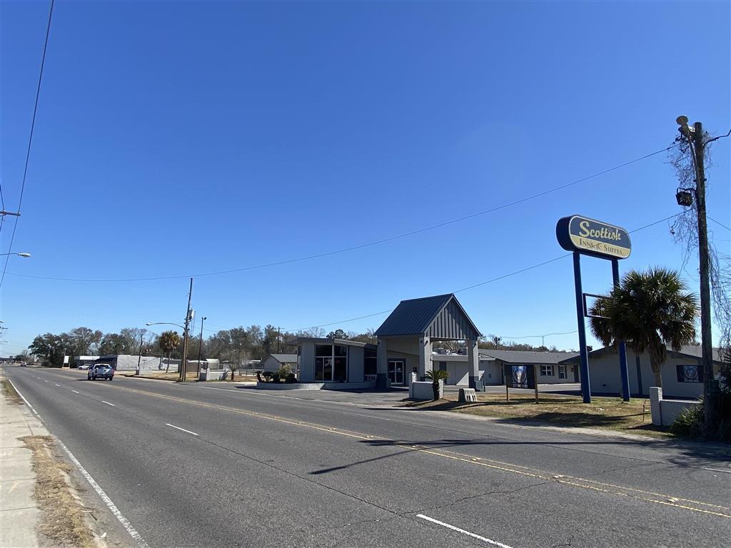 2700 Broad St, Lake Charles, LA 70615