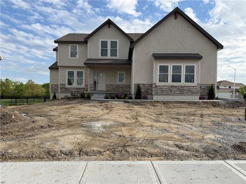 8415 Nw 90th St, Kansas City, MO, 64153-7807 | Card Image