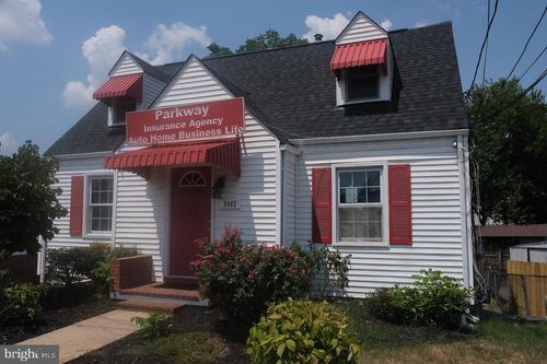5462 Annapolis Rd, BLADENSBURG, MD, 20710-2202 | Card Image