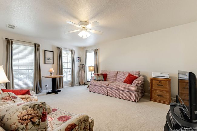 10022 Creekwood Pass, House other with 4 bedrooms, 3 bathrooms and null parking in Spring Branch TX | Image 22