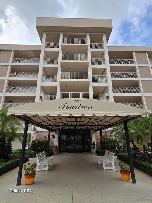 apt-509-2651 S Course Dr, Pompano Beach, FL, 33069-6308 | Card Image