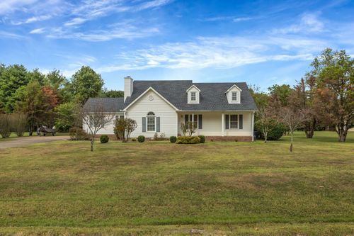 983 Everett Dr, Smyrna, TN, 37167-6218 | Card Image