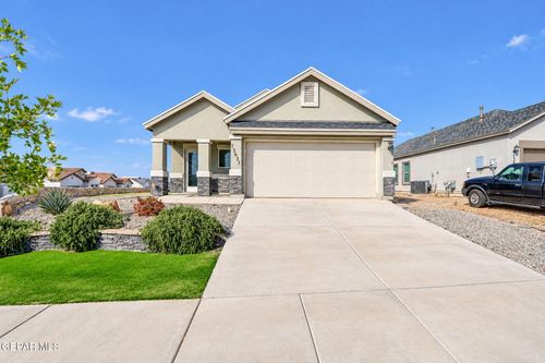 13637 Glen Cv, El Paso, TX, 79938 | Card Image