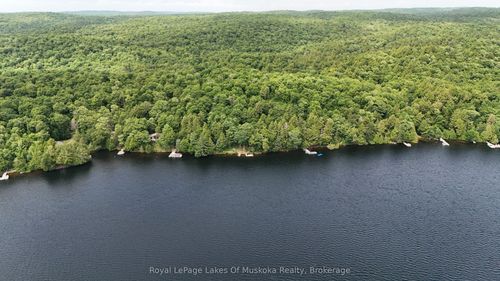 1002 E Camp Lake Rd, Muskoka, ON, P1H2J6 | Card Image