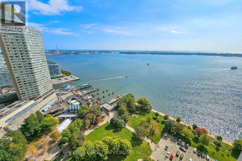 1207-33 Harbour Square, Toronto (Waterfront Communities), ON, M5J2G2 | Card Image