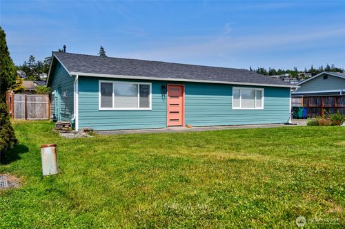 5404 Doon Way, Anacortes, WA, 98221-2916 | Card Image
