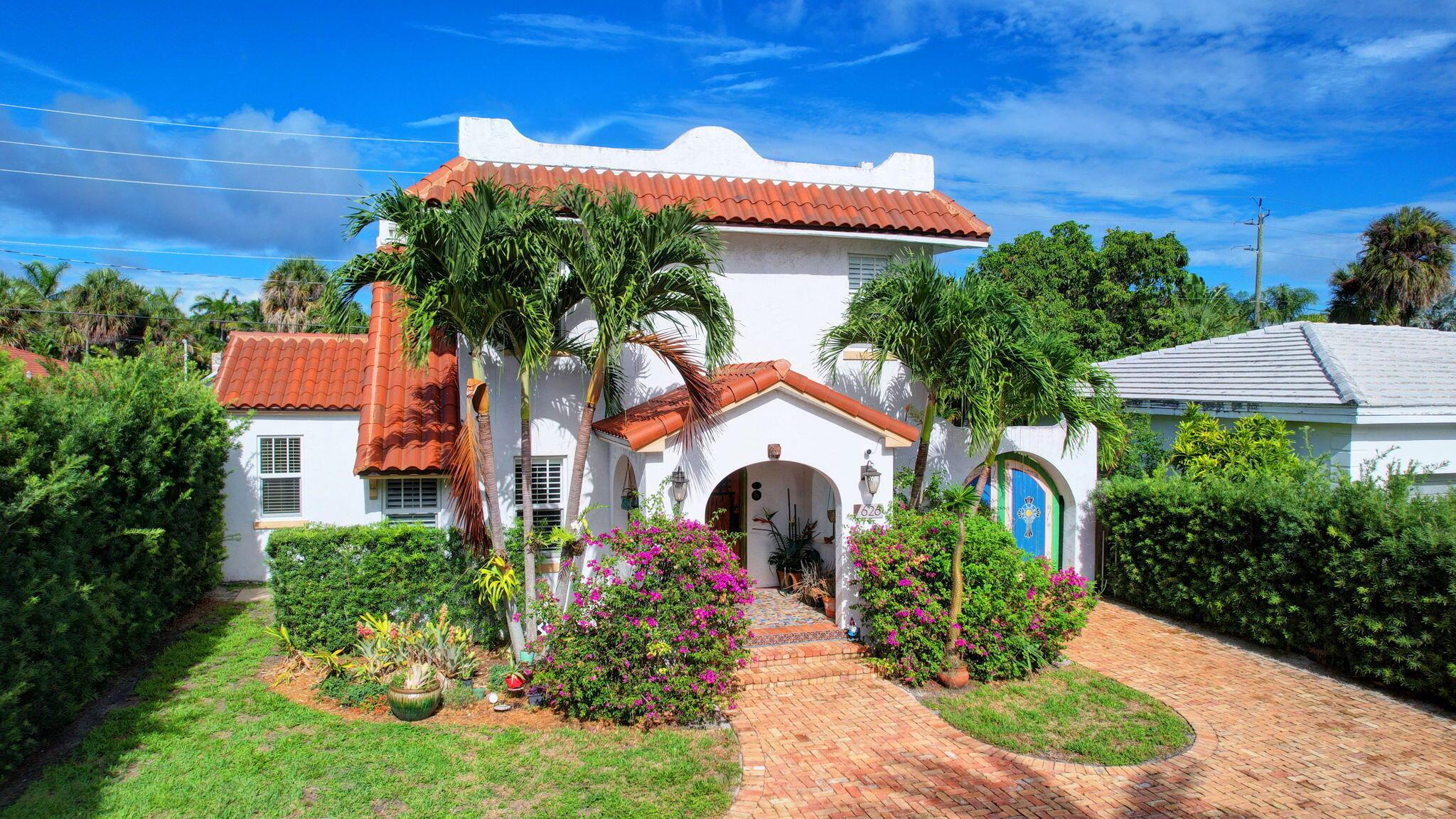 Palmway , Lake Worth, FL 33460