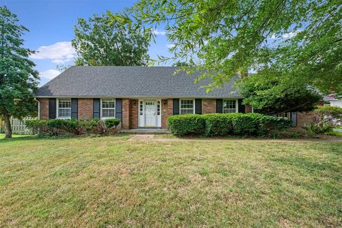 725 Temple Ct, Bowling Green, KY, 42104-3022 | Card Image