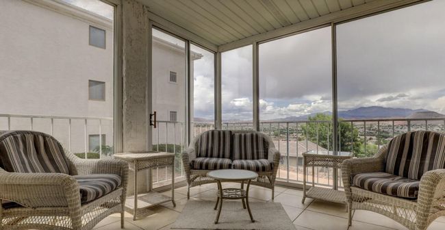 Sun Room | Image 8