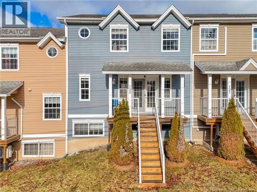 723 Brookside Dr, Fredericton, NB, E3G8T9 | Card Image