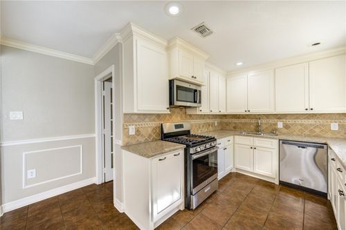 6729 Barney Rd, Houston, TX, 77092-4610 | Card Image