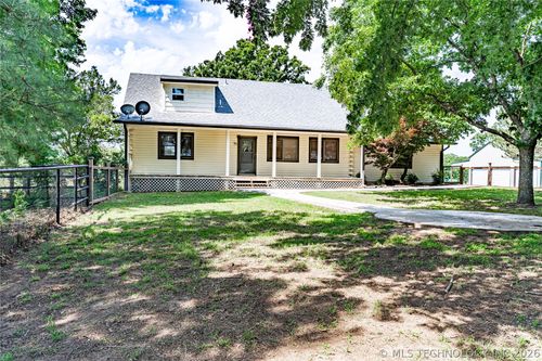 30668 W Highway 16, Bristow, OK, 74010-3149 | Card Image