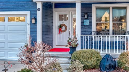 27 Windward Way, Ottawa, IL, 61350-9038 | Card Image