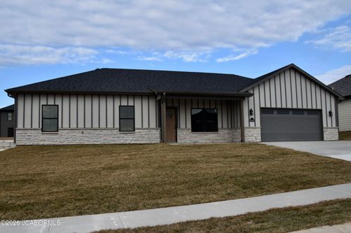 16600 Klinton Dr, Boonville, MO, 65233-3580 | Card Image