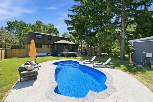 521 Dynes Rd, Burlington, ON, L7N2V1 | Card Image