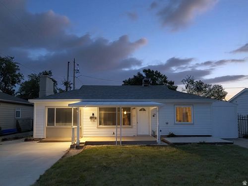 131 N 1st St, Tooele, UT, 84074-2105 | Card Image