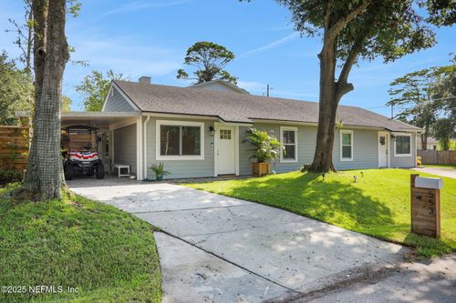 553 David St, Atlantic Beach, FL, 32233-4041 | Card Image