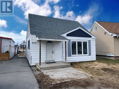 330 Ball Park St, Geraldton, ON, P0T1M0 | Card Image