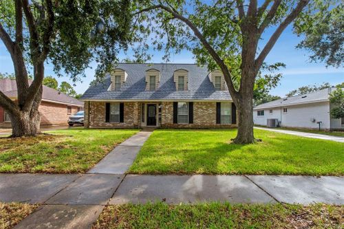 12111 Meadowdale Drive, Meadows Place, TX, 77477 | Card Image