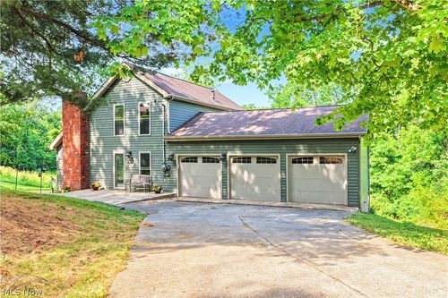 168 Woodland Acres Rd, Marietta, OH, 45750-9779 | Card Image