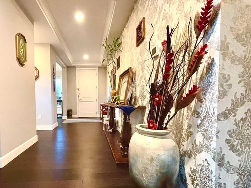 {{alt}} | Card Image