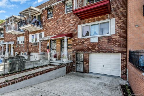 1274 Fteley Ave, Bronx, NY, 10472-2802 | Card Image