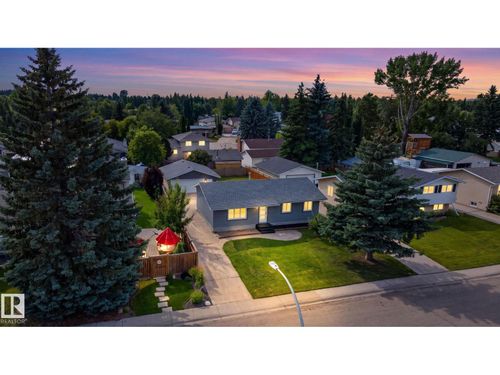 4 Glacier Cres, Sherwood Park, AB, T8A2Y2 | Card Image