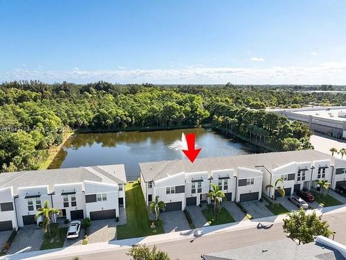 3939-3939 Se Mentmore Ln, Stuart, FL, 34997 | Card Image