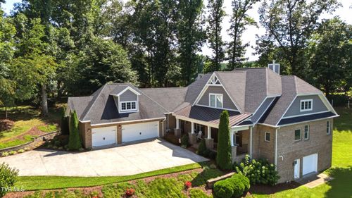 2389 Sawyers Pond Dr, Johnson City, TN, 37604-3375 | Card Image