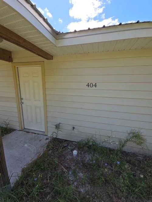 404 Sw 5th St, CHIEFLAND, FL, 32626-0130 | Card Image