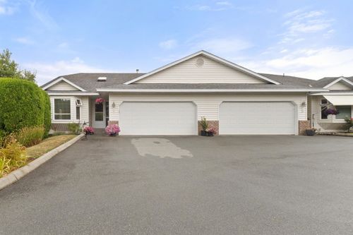 9-3054 Trafalgar St, Abbotsford, BC, V2S7X6 | Card Image