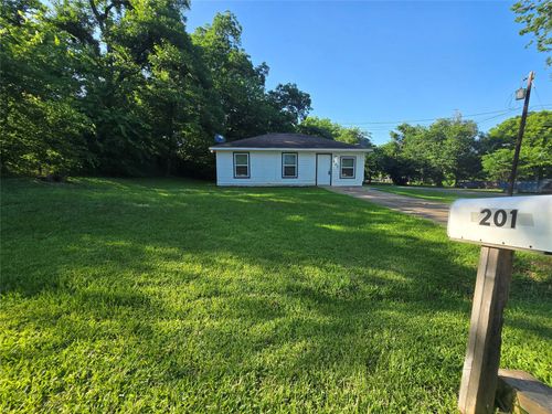201 Paschal St, Troup, TX, 75789 | Card Image