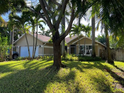 2014 Se Mantua St, Port St. Lucie, FL, 34952-6737 | Card Image