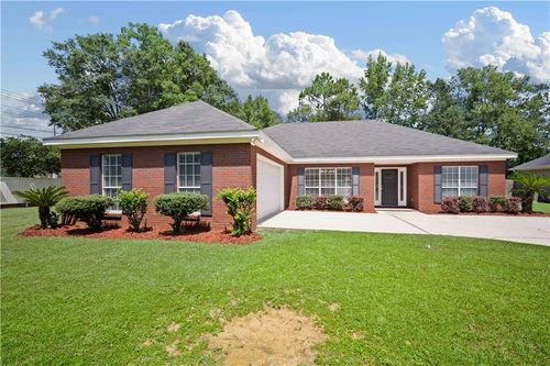 8700 Irongate Way, Mobile, AL, 36695-7904 | Card Image