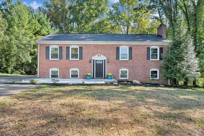 511 Arrowhead Dr, House other with 4 bedrooms, 3 bathrooms and null parking in Lynchburg VA | Image 1