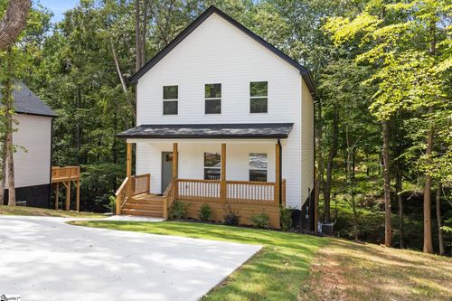 14 Polk Blvd, Greenville, SC, 29611-7821 | Card Image