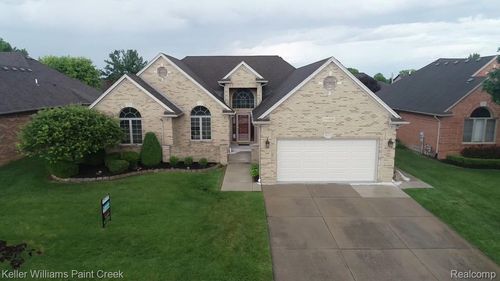 54436 Jack Dr, Macomb, MI, 48042-2245 | Card Image