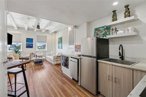 502-1205 Saint Charles Ave, New Orleans, LA, 70130-8405 | Card Image